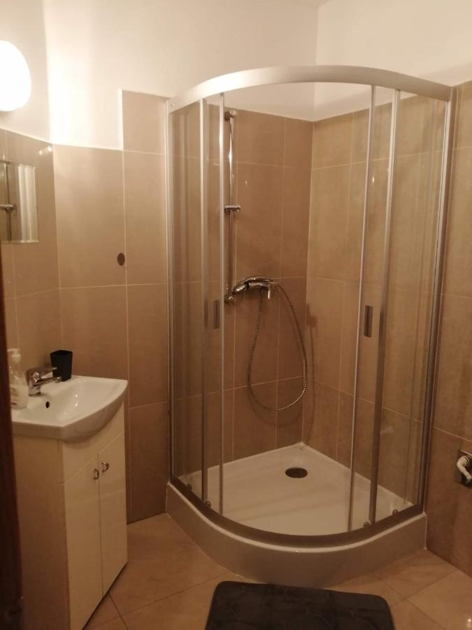 Konde Apartments B Dunajská Streda Dış mekan fotoğraf