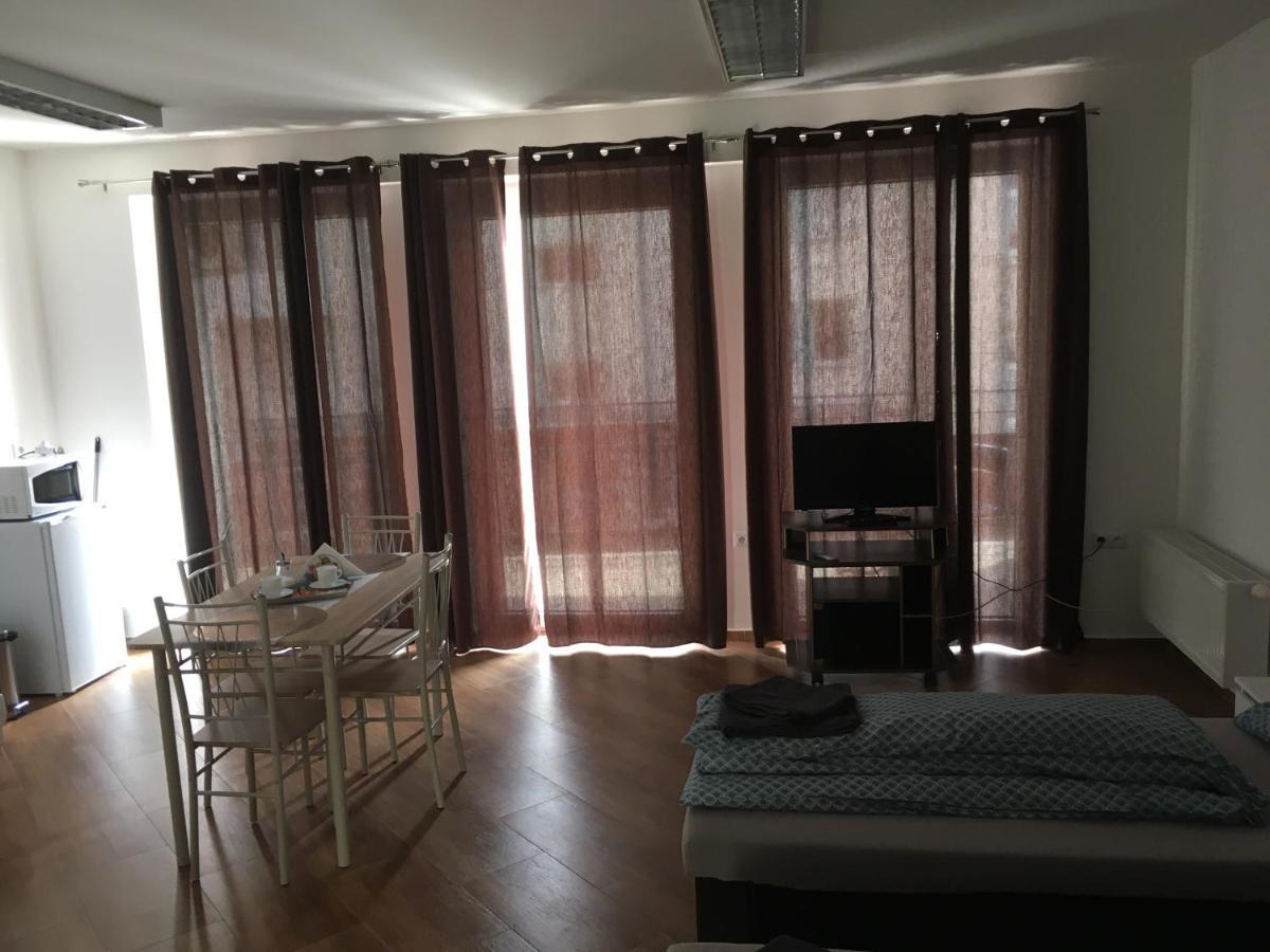 Konde Apartments B Dunajská Streda Dış mekan fotoğraf