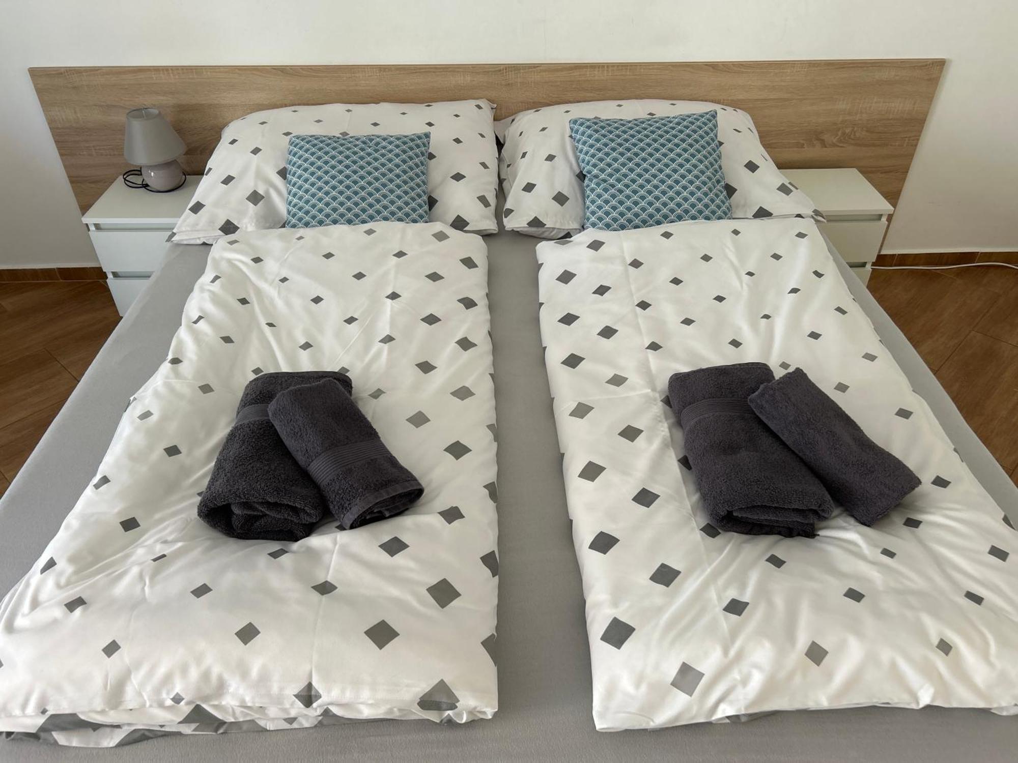 Konde Apartments B Dunajská Streda Dış mekan fotoğraf