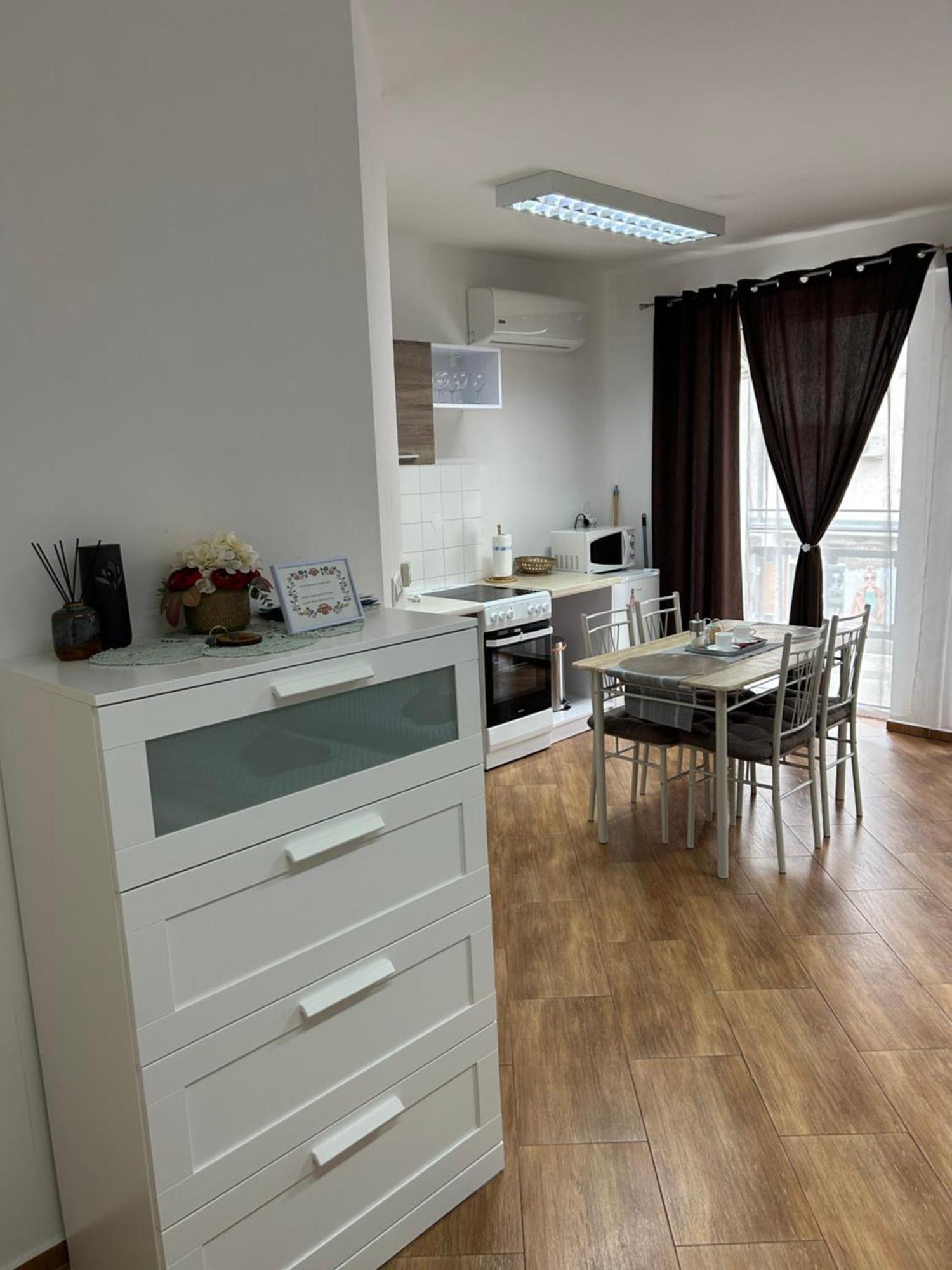Konde Apartments B Dunajská Streda Dış mekan fotoğraf